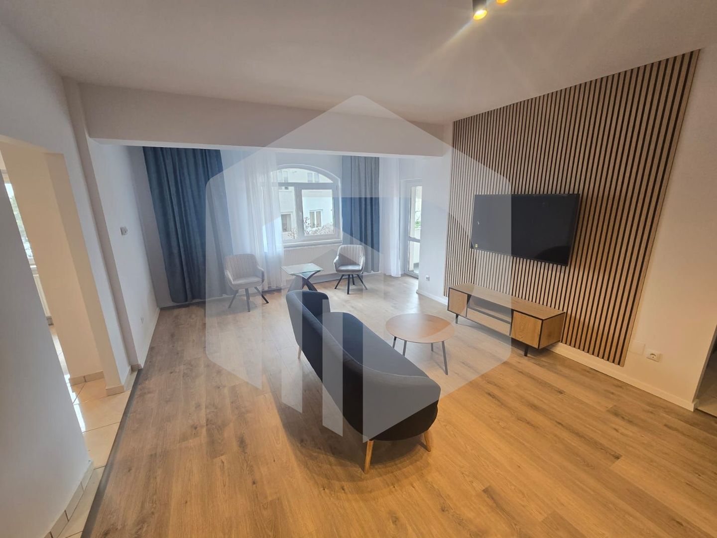 Apartament modern 3 camere 2 bai Strada Oituz - Poză 6