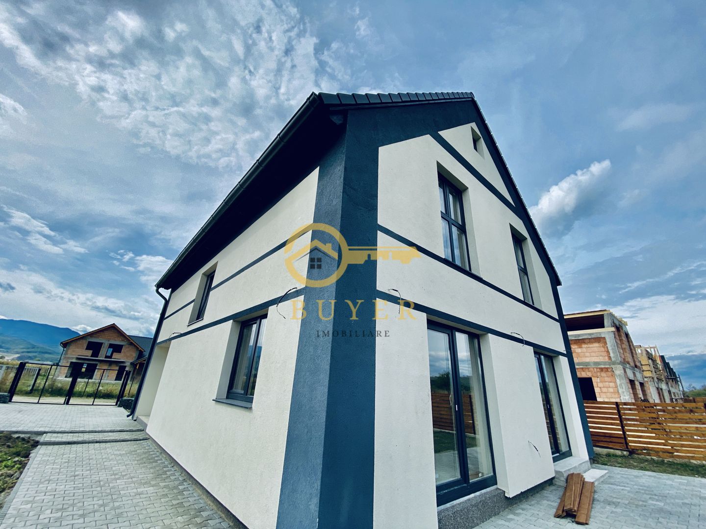 Casa intabulata, finisata LA GRI- Talmaciu, zona cu peisaj superb - Poză 18