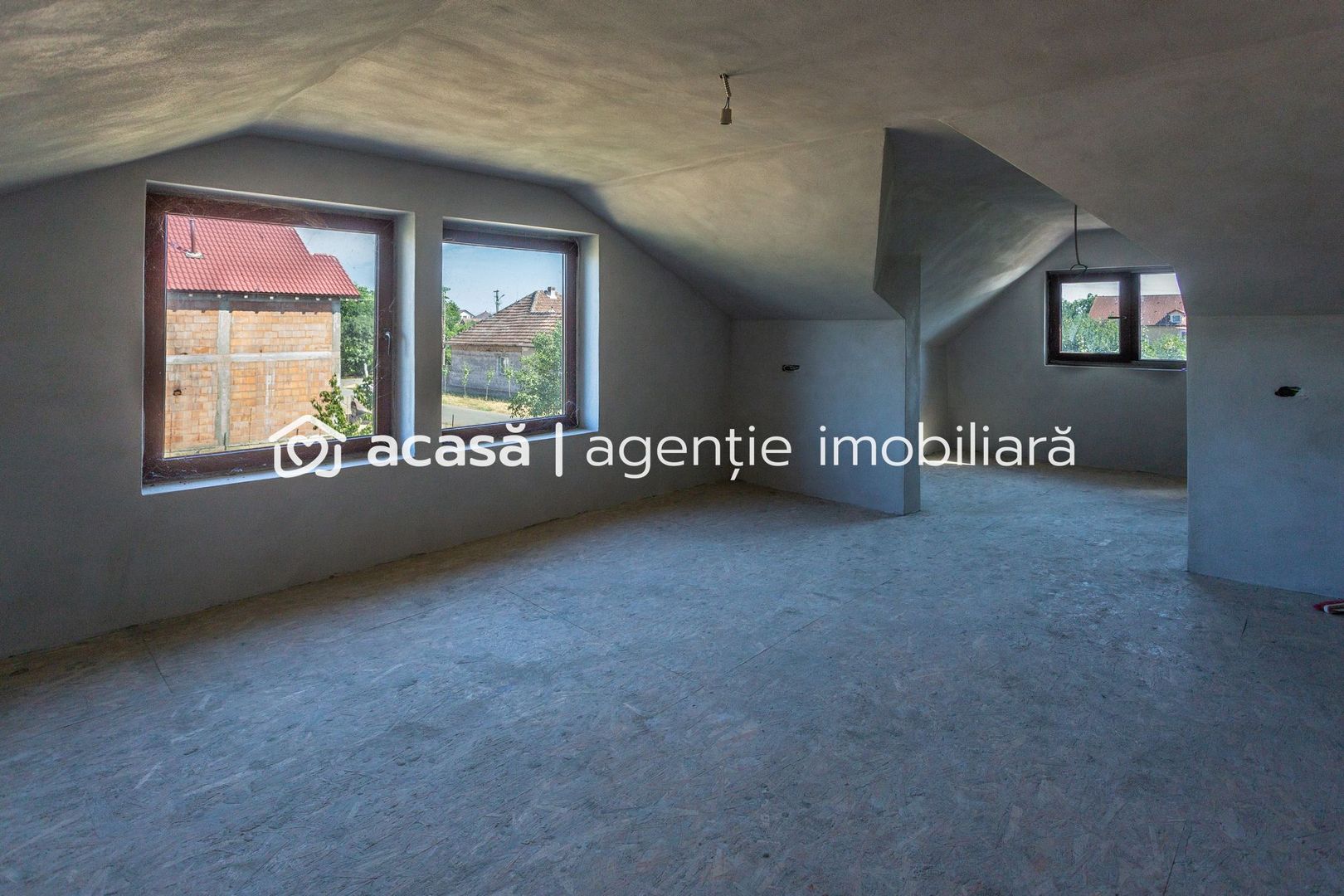 Casă în Vladimirescu, zonă liniștită, 17,5 m front stradal. - Poză 8
