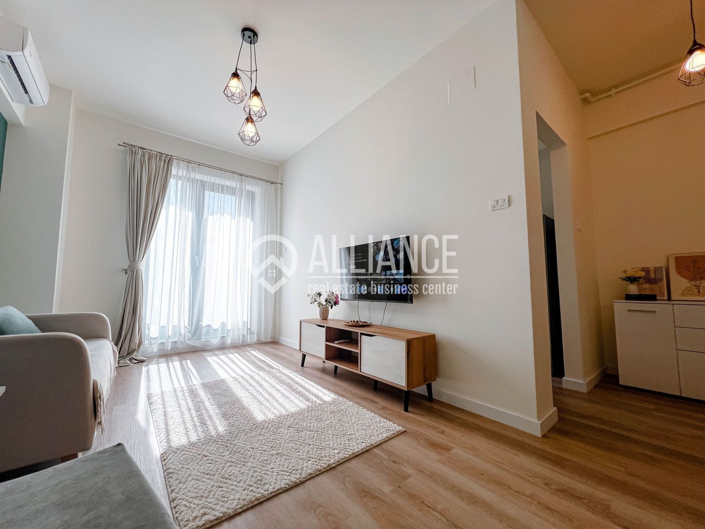 TOMIS NORD( COD 05 ) - Studio Premium la 1 minut de Campus - Poză 1