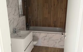 Apartament de vanzare, 3 camere, boxa inclusa, parcare. - Poză 8
