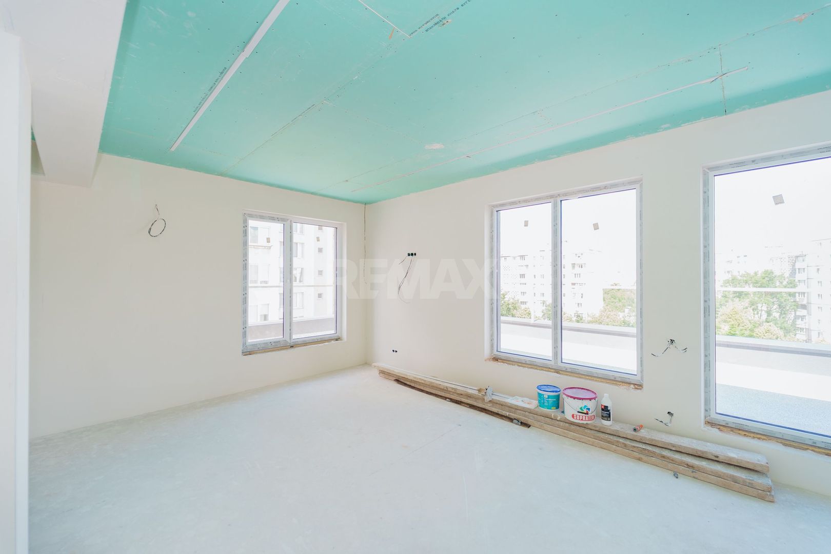 Penthouse 92,2 m² în Buiucani | Terase generoase | Lift direct - Poză 7