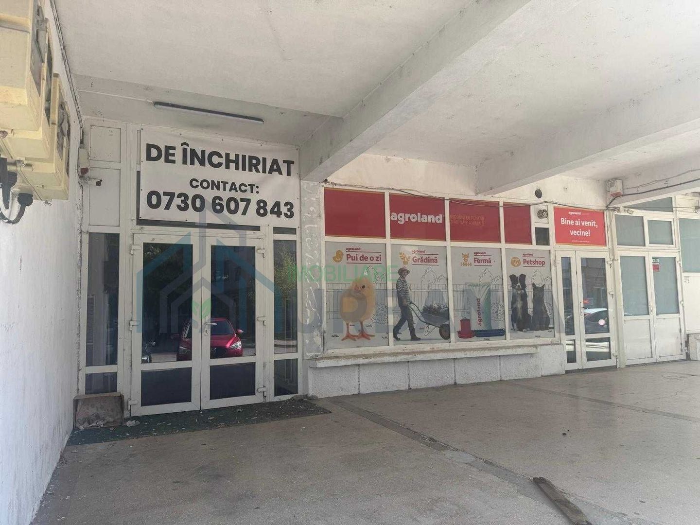 Spațiu comercial de închiriat în Esplanada Pașcani, lângă APIA – 70,40 mp - Poză 1