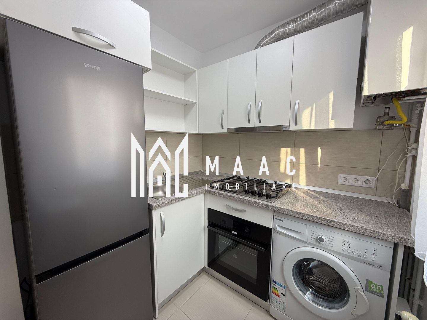 Garsoniera | Etaj 1 | Balcon | Renovata | Vasile Aaron - Poză 3