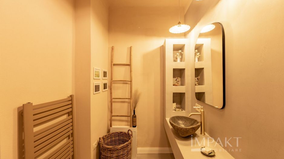 Apartament superb cu 2 camere de vanzare in zona ultracentrala! - Poză 12