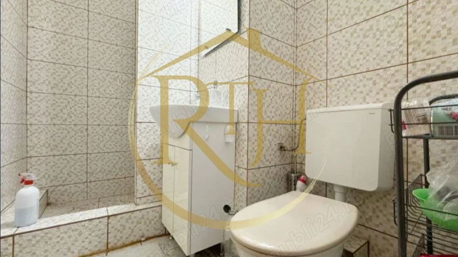 Apartament cu 5 camere de vanzare plus garaj intabulat zona Lipovei - Poză 6