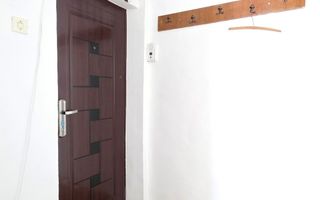 Apartament cu 3 camere, fost cabinet medical, parter, zona CUZA VODĂ; - Poză 7