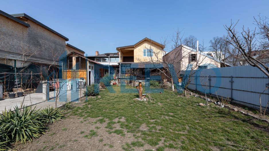 Clădire și teren de investiție, central Roman - Poză 66