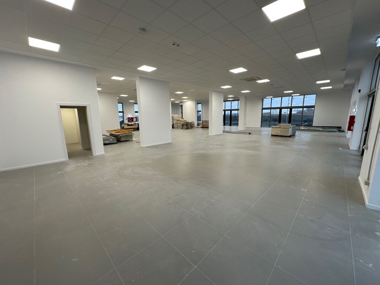 Spatiu comercial 513  mp / 12 locuri de PARCARE - Poză 10