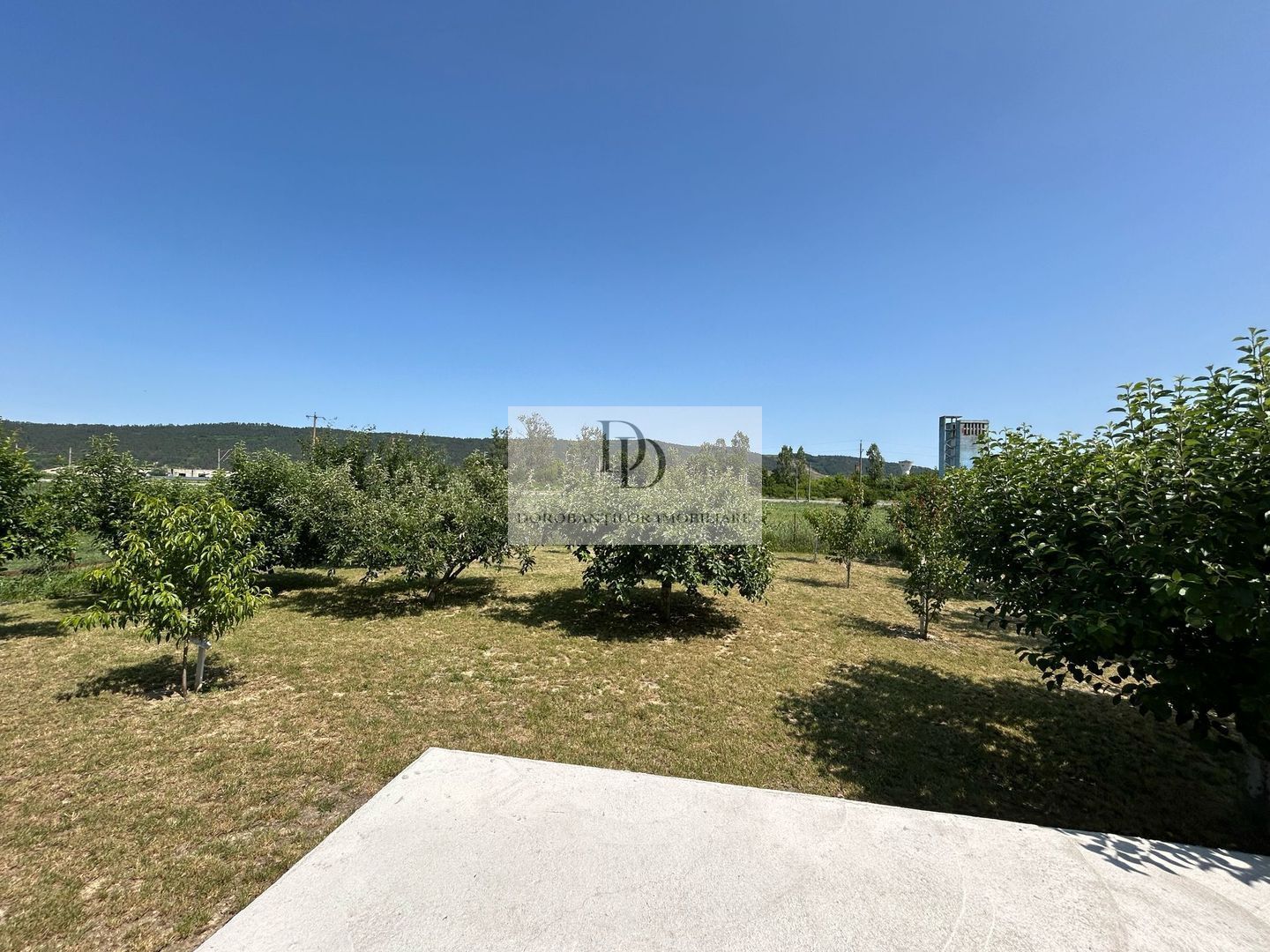 Vanzare 3 case | Teren 1400 mp | Garaj auto + Anexe - Poză 21