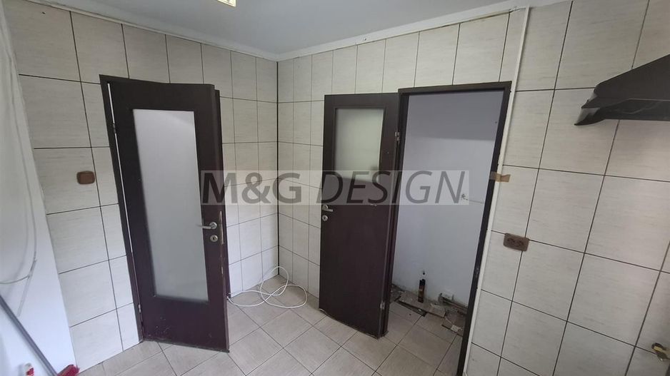 Favorit-Gh Lazar 3 camere parter cu centrala proprie - Poză 5