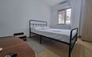 Pensiune de vânzare în Mamaia Sat, pe partea cu Hanul cu Pește - Poză 3