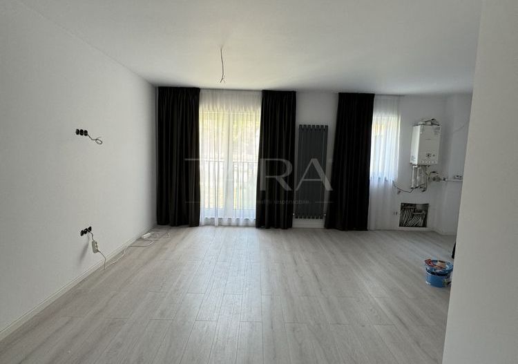 Apartament cu 3 Camere la Parter, în Florești, Zona Eroilor. - Poză 1