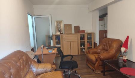 Apartament 2 camere parter  S.C. 52.95 mp Bloc Caramida !