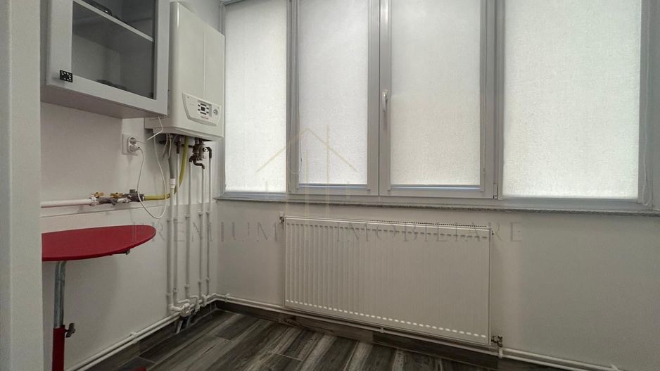 Apartament 2 camere decomandat, complet renovat, etaj 3/4,zona de sus - Poză 10