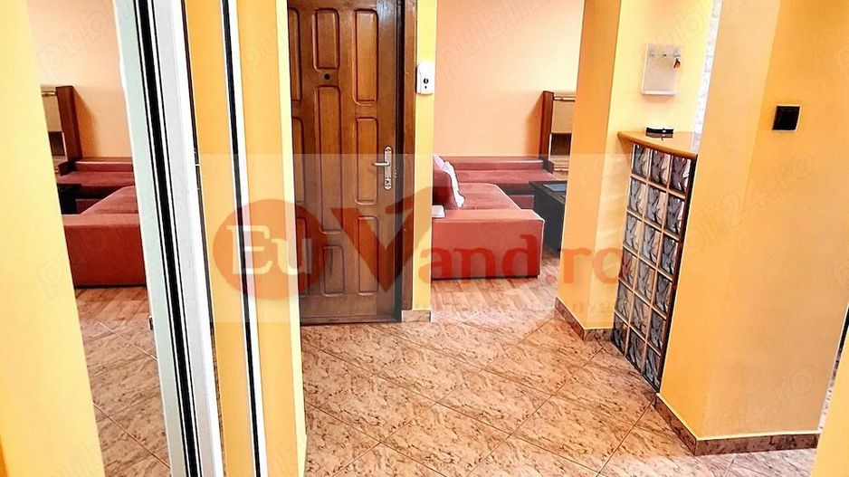 De inchiriat apartament  renovat cu 3 camereTiglina 3, 500 E - Poză 6