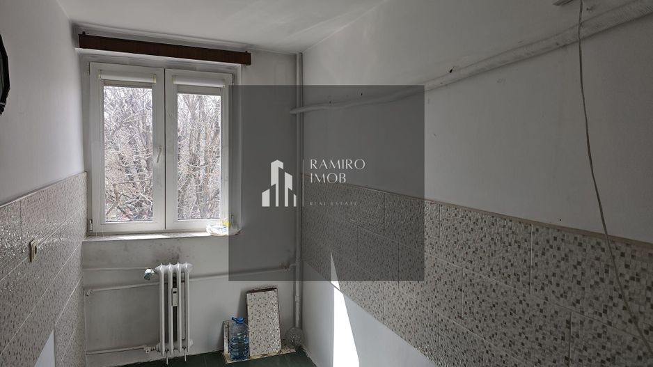 Apartament 2 camere decomandat Emil Racovita - Poză 6