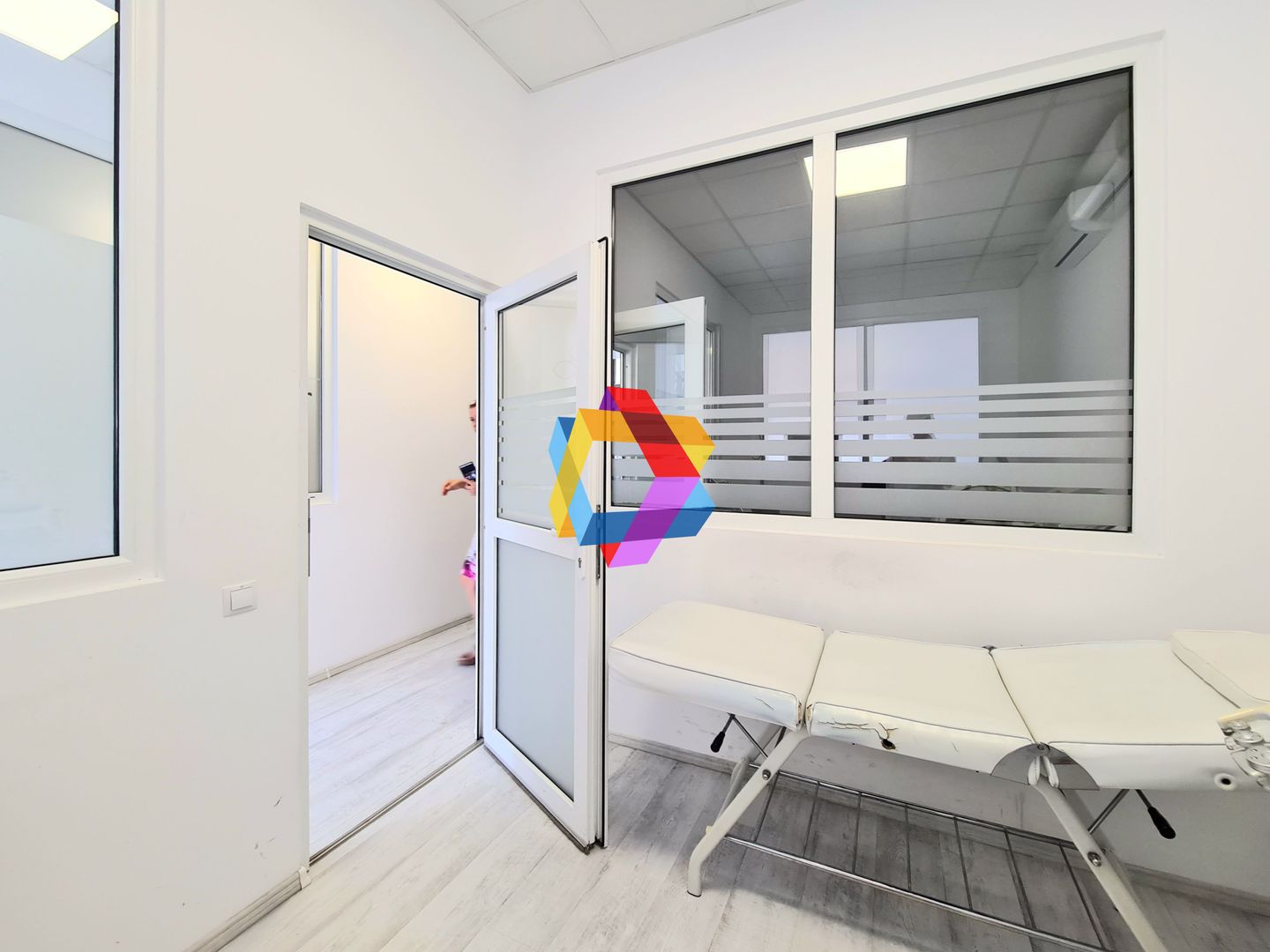 Spatiu birouri de închiriat Brasov - 110 mp # plus-imo.ro - Poză 8