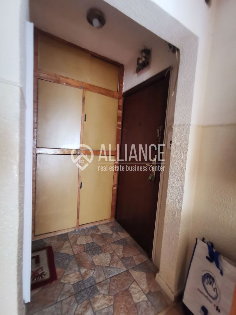 Inel 2 Eliberării apartament 2 camere decomandat - Poză 6