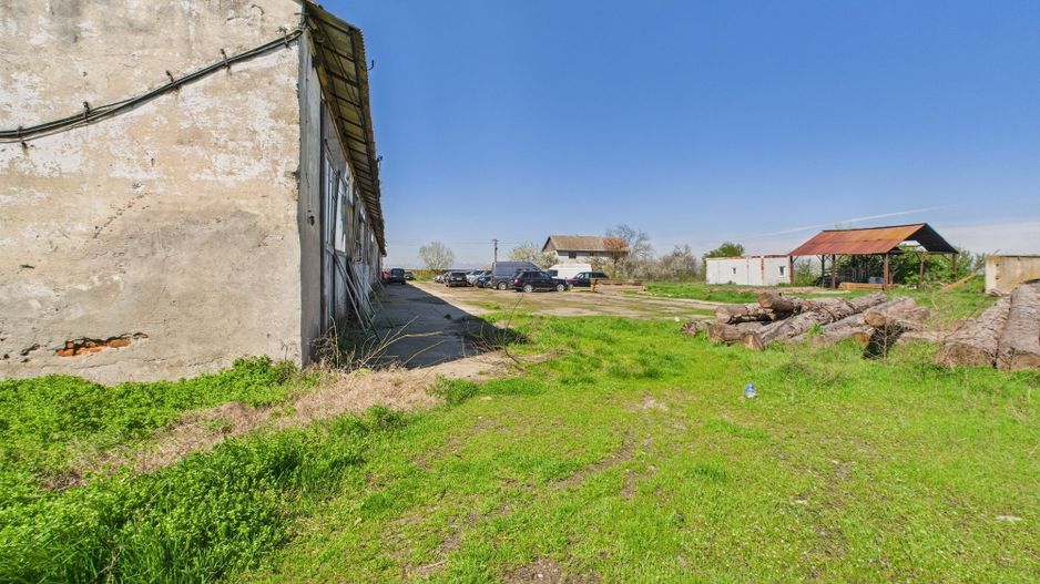 Spațiu industrial, rampă și acces la calea ferată - Poză 11