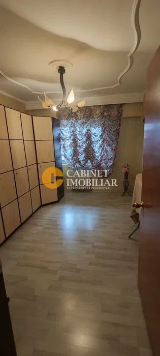 PACURARI - 4 CAMERE DECOMANDAT - ETAJ 2 - Poză 3