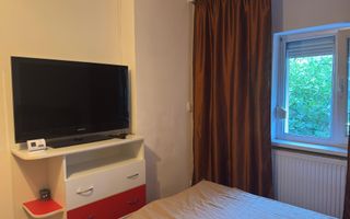 Garsonieră de 40 mp transformată în 2 camere – de închiriat - Poză 9