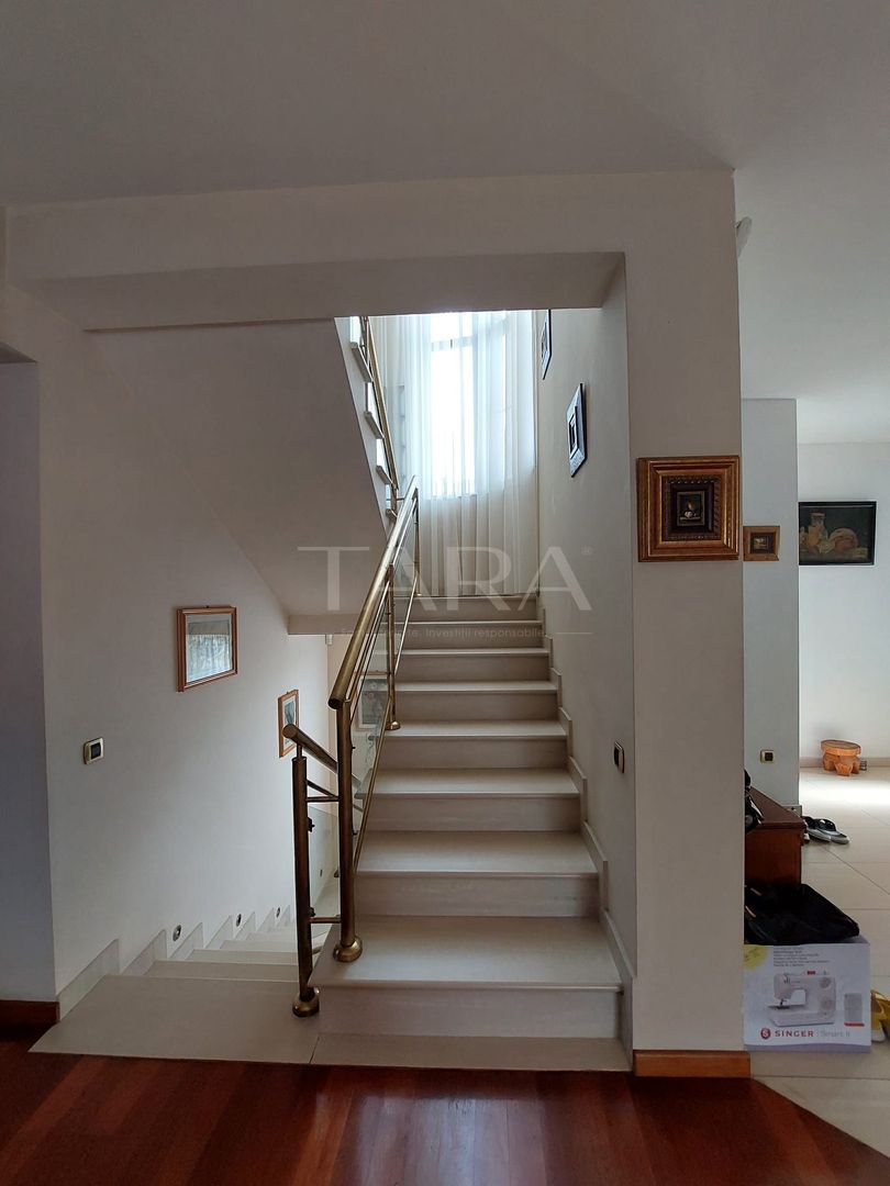 Casă cu 5 camere. de vânzare in Floresti, zona Parcului Poligon. - Poză 15