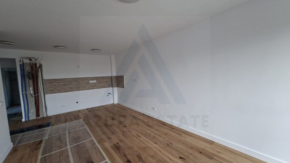 Apartament premium 61.4 mp utili 3 camere 2 bai etaj 1 in Cristian - Poză 3