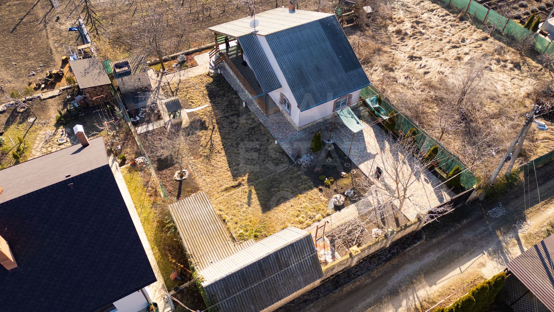 Vânzare casă de vacanță 130 mp, + 6 ari Dănceni,Ialoveni - Poză 3