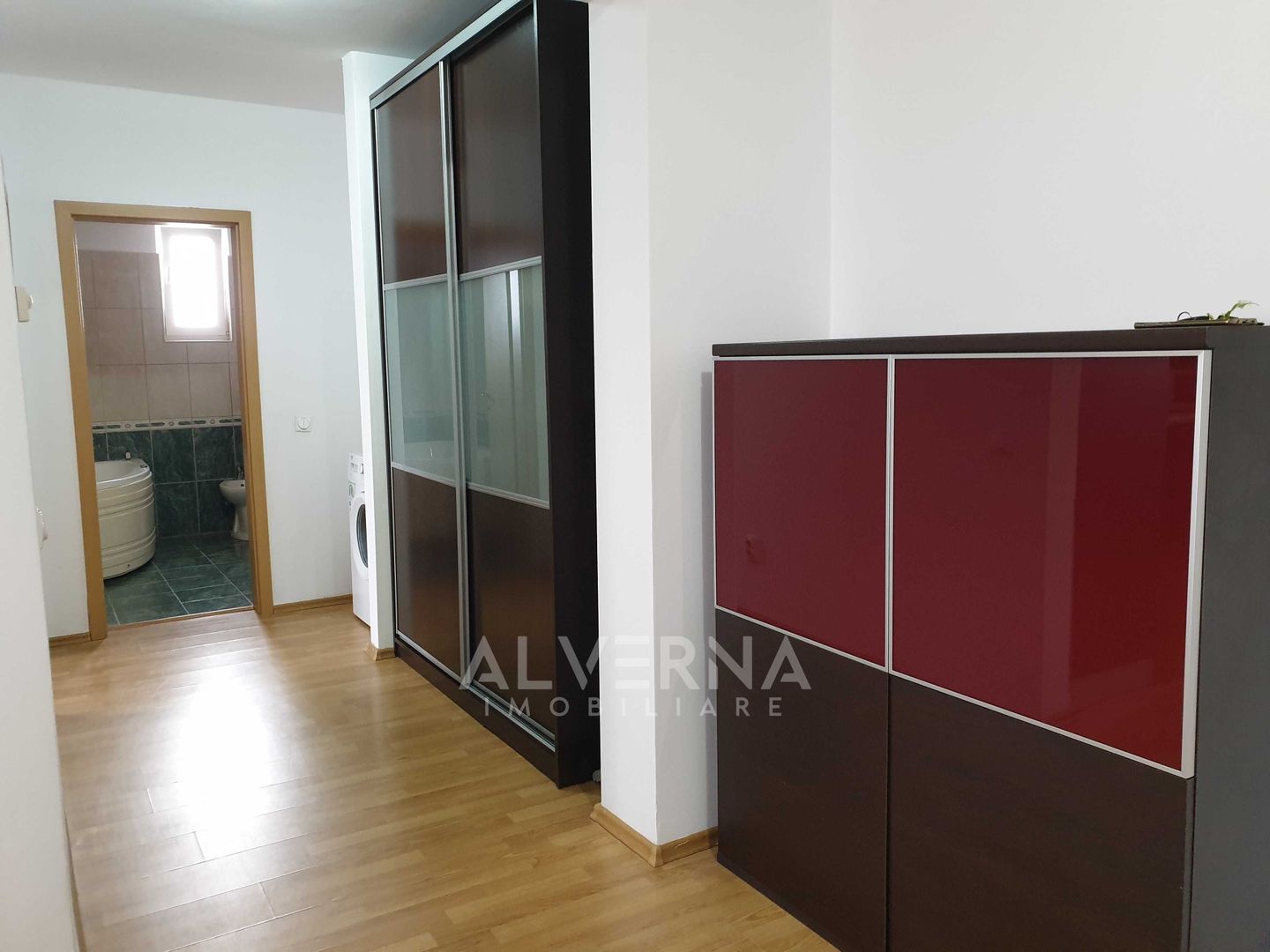 DISPONIBIL | Apartament 2 camere 64mp + balcon 8mp | cartierul Zorilor - Poză 3