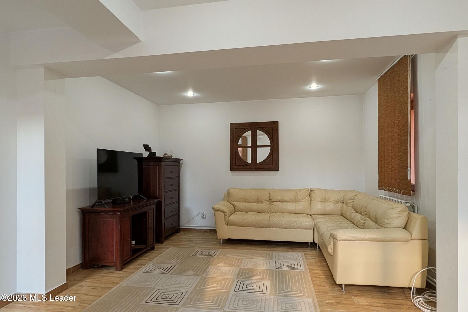 Parc Bazilescu - Str. Nuvelei 95, Casa P+M, 173 mp utili, teren 288 mp - Poză 7
