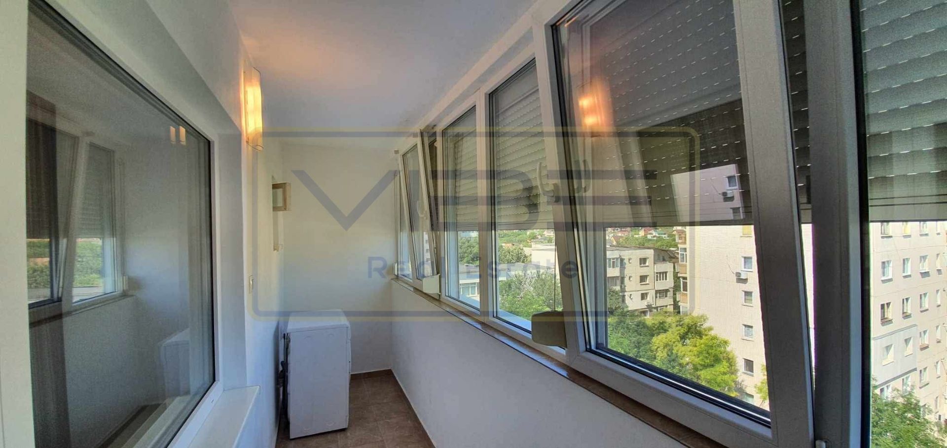 Apartament 1 camera Nicolina  15 min Centru Palas - Poză 12