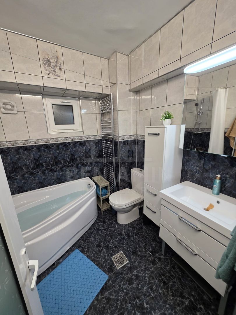 4 camere - etaj 1 - 94mp -mobilat-utilat- centrala - parcare - Teatru - Poză 10