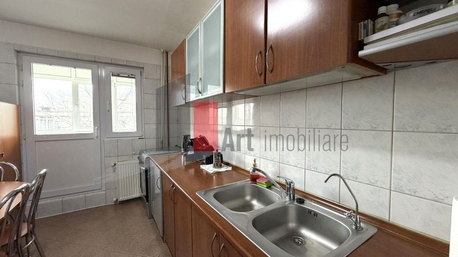Apartament 4 camere zona Aparatorii Patriei\Berceni - Poză 5