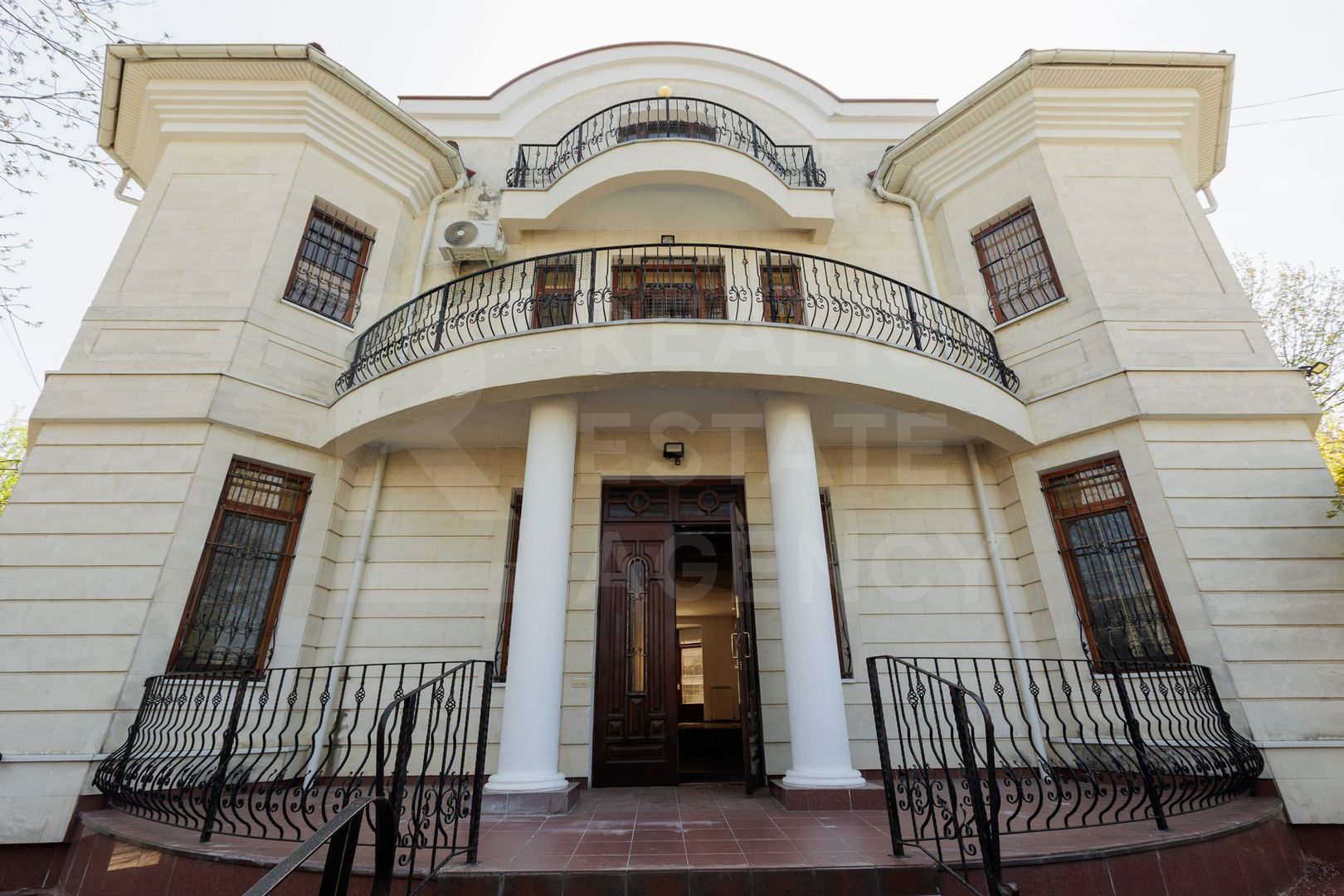 Chirie, casă, 7 camere, str. Galbena, Centru - Poză 3