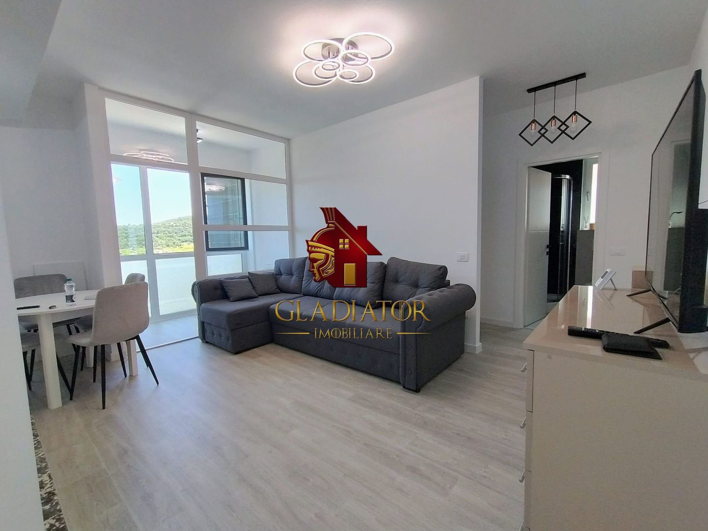 Cartier Visoianu - 2 camere, open-space, prima inchiriere, loc parcare - Poză 1