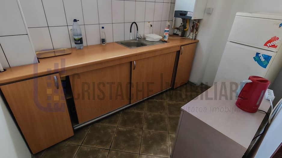 Vilă Cartierul Vitan / destinatie birouri sau activitati comerciale - Poză 18
