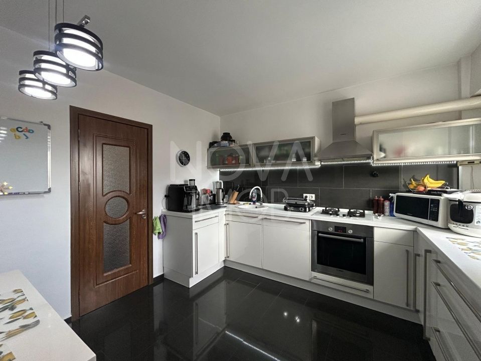 Apartament 3 camere, mobilat si utilat, Sos. Aba Iulia - Poză 4