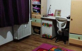 PODU ROS - ETAJUL 1  - 3 CAMERE - MOBILAT SI UTILAT - Poză 8