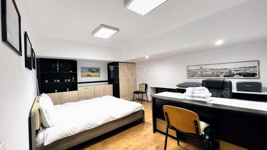 Apartament cu 5 camere de vânzare, zona Ultracentrala - Poză 10