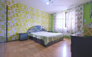 DOBROESTI - Str. Doinei, vila P+E+M, 6 camere, 3 bai cu fininsaje LUX - Poză 14