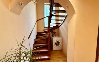 De vanzare casa P+M, 900 mp teren, zona Baisa - Poză 4