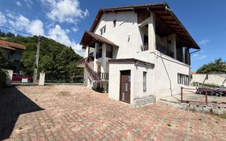 Pensiune lângă Castelul Bran | 9 camere | Pregătită pentru activitate - Poză 18