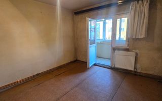 4 decomandate Rovine - Pizza Ibiza - Poză 4