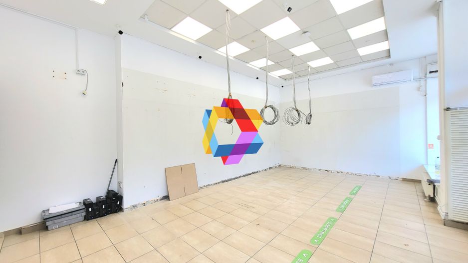 Spatiu comercial cu super vad- 250 mp - Poză 2