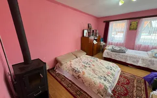 Casa individuala in Arpasu de Sus, teren mare, partial renovata - Poză 21