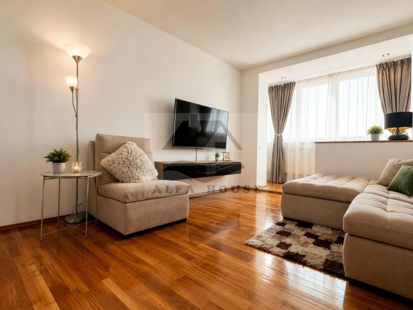 Apartament cu doua camere,Tractorul - Coresi,  50 mp - Poză 1