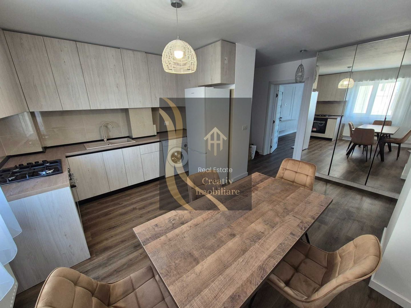 Superb apartament decomandat 3 camere rond Piata Alba Iulia - Poză 5