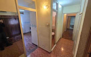 Apartament 3 Camere Decomandat Zona Cetate - Poză 3