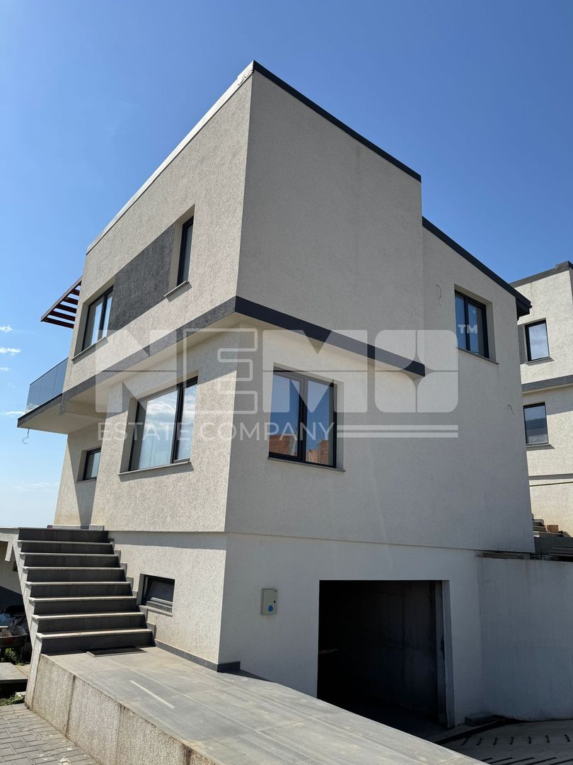 Casa de Vis de Vânzare I Bulai Moara, Suceava I PREȚ: 225.000 € - Poză 1